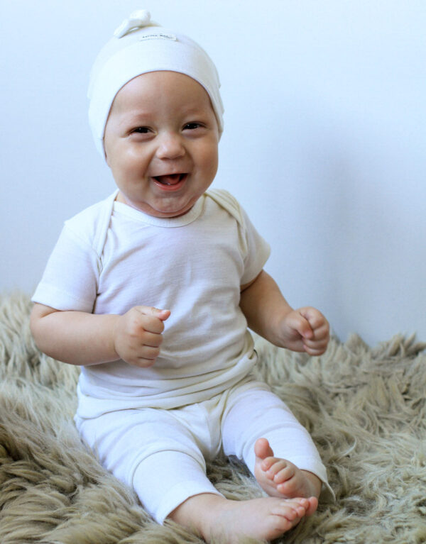 Baby merino knotted beanie