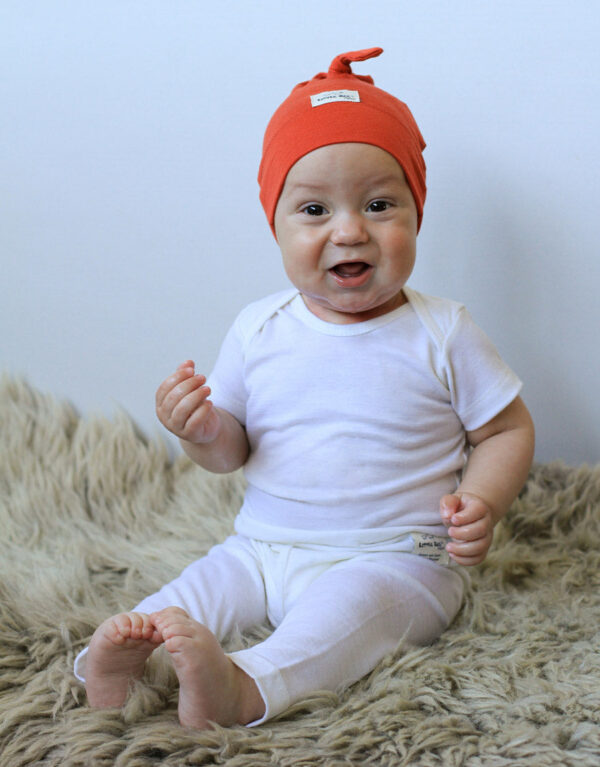 Baby merino knotted beanie