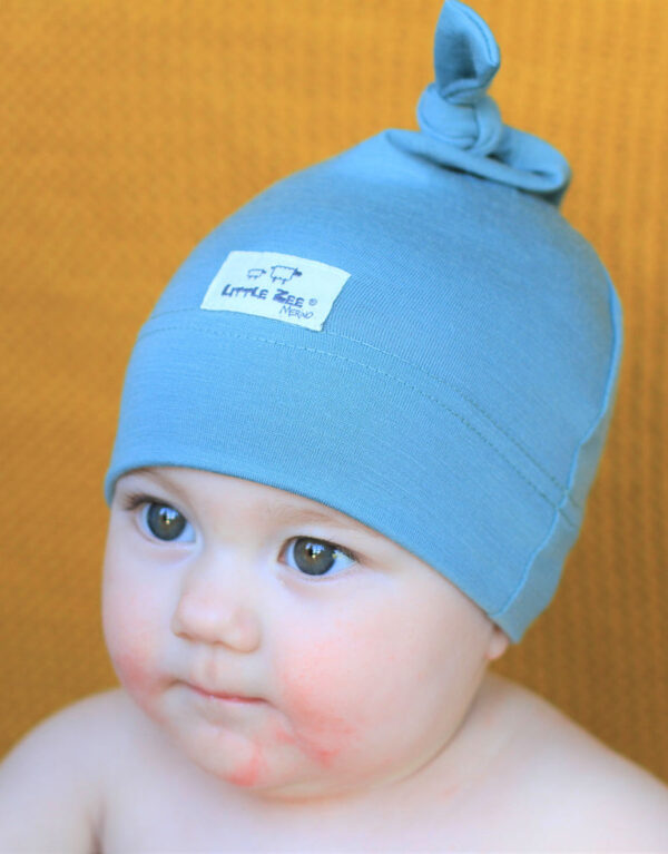 Baby merino knotted beanie